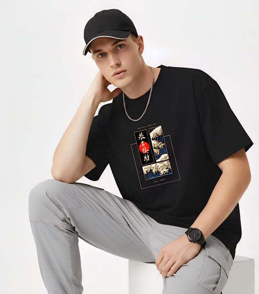 Aesthetic Japanese Art T-Shirt: Vintage Style Kanji & Wave Graphic Tee